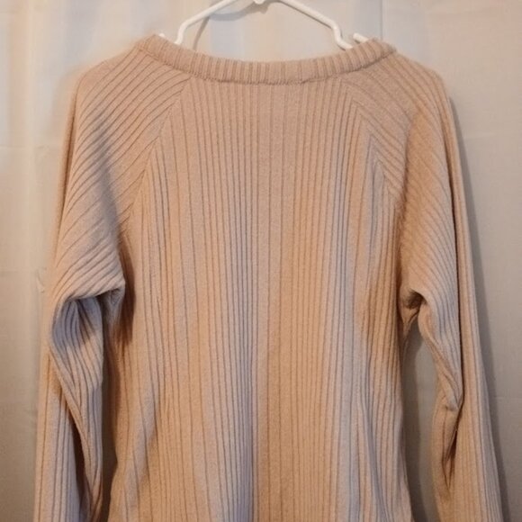 New Fuzzy knit Sweater Top womens M Camel Brown Raglan sleeve Scoop neck Cuddly! - Picture 9 of 9